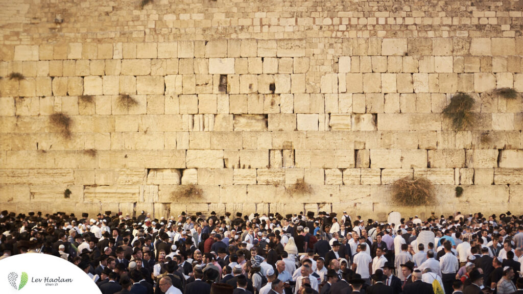 People praying at the Western Wall in Jerusalem