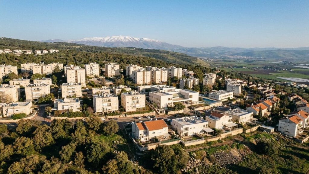View of Hatzor HaGlilit in Israel